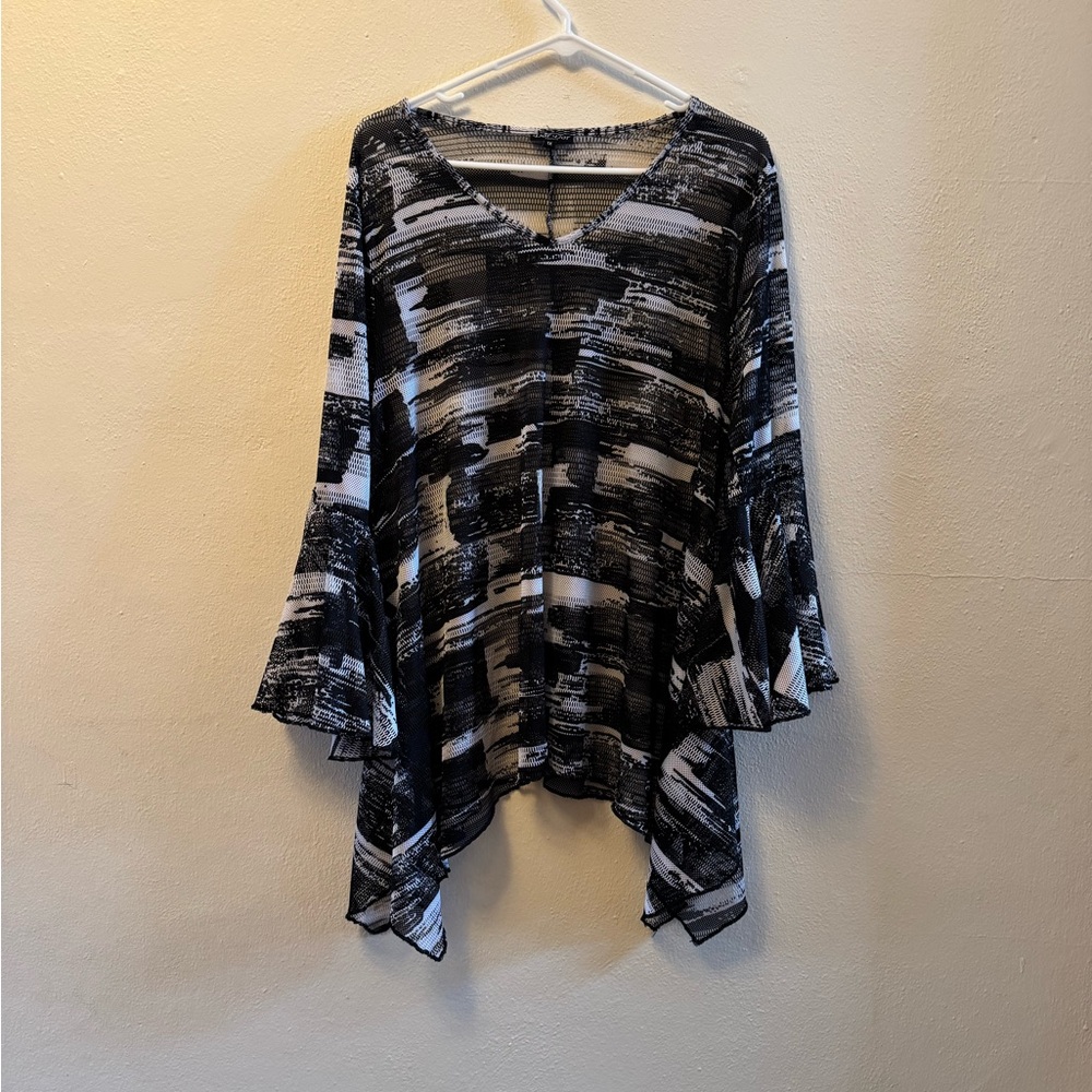 Dor Dor Couture Mesh Tunic Black & White Brushstroke Bell Sleeve Blouse 1X Boho